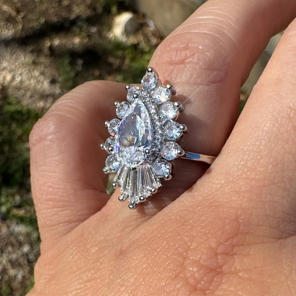 Sparkling Halo Teardrop Cocktail Ring - Silver Size 8 Wedding Engagement